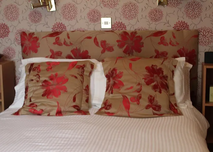 Rivercroft Hotel